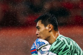 爱游戏ayx线上娱乐体育 - 关键时刻体能课后，上海申花门线救险备战意甲，引发热议，身体对抗强度拉满