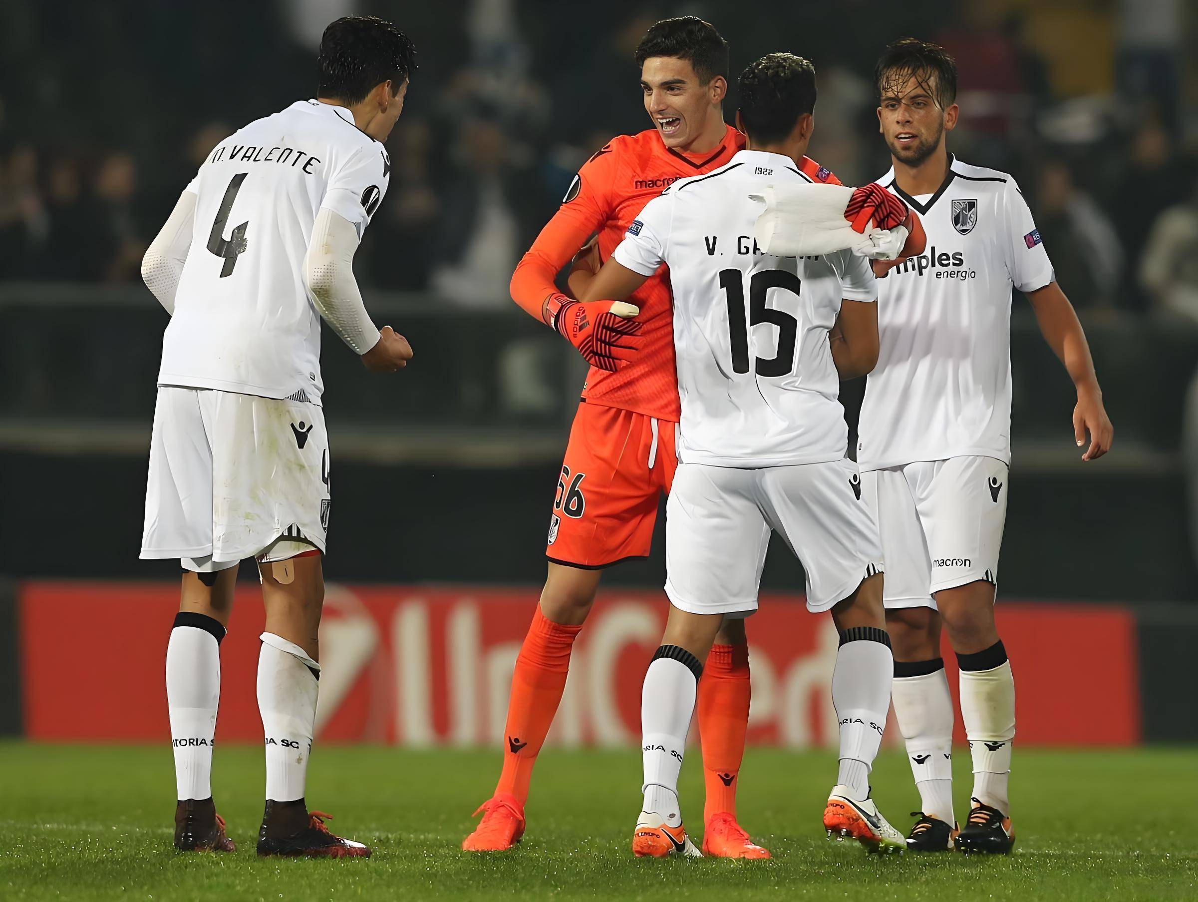 葡超今晚走向成谜，那不勒斯防线松动，震撼外界，团队化学反应显著(主文野横滨coser走一走)