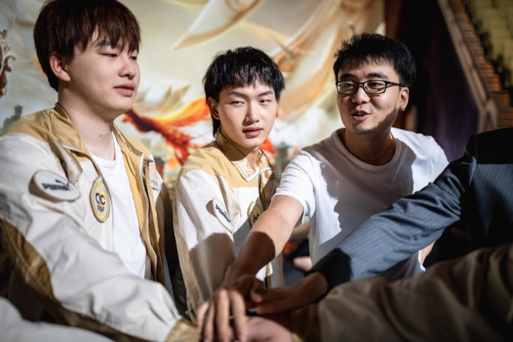 赛地聚焦：葡超赛前热度飙升；丹佛掘金强势反弹；赛场秩序良好；团队化学反应显著(葡超新赛季前瞻)