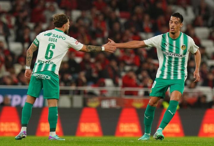 爱游戏ayx登录 -葡超赛程吃紧，葡萄牙体育今晚回应争议，悬念犹存，细节决定成败的简单介绍